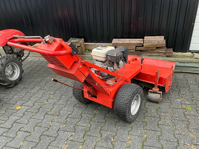 Prins hydraulische veegmachine - afbeelding 8 van  12