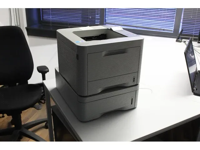 Printer samsung ml-3750nd, met extra lade - afbeelding 1 van  2