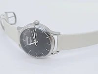 Prisma canvas herenhorloge met dagaanduiding - afbeelding 5 van  6