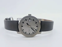 Prisma titanium herenhorloge uit oude juweliersvoorraad - afbeelding 3 van  5
