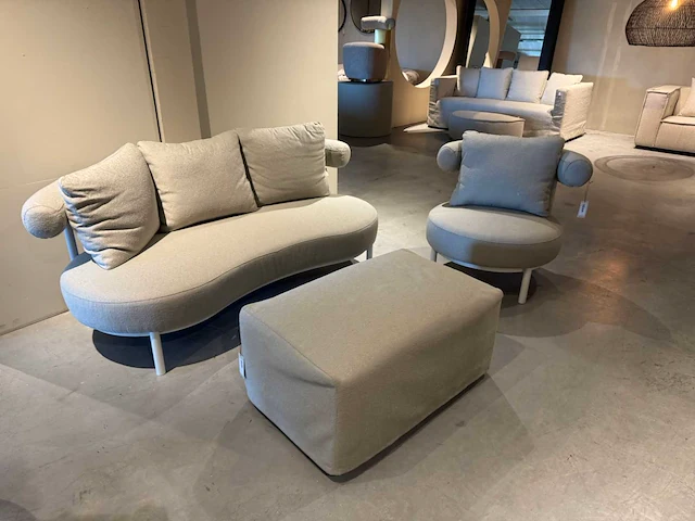 Privada bankstel met fauteuil - afbeelding 1 van  9
