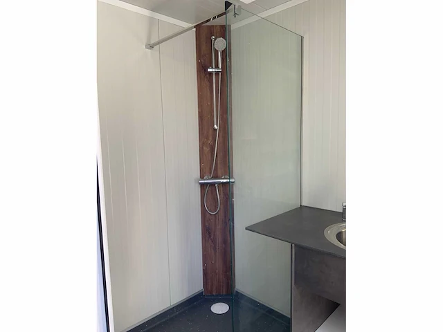 Privé sanitair unit - afbeelding 14 van  36
