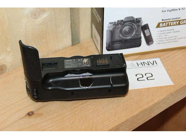 Pro battery grip meike t.b.v. xt2 pro voor fujifilm x-t2. let op! afstandsbediening ontbreekt - afbeelding 1 van  2