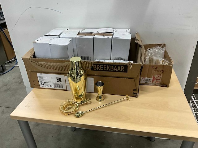 Pro mundi cocktail benodigdheden (12x) - afbeelding 1 van  9