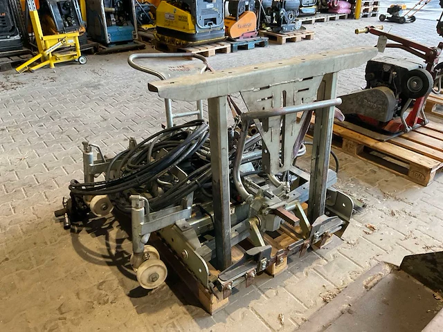 Probst hvz-uni 2009 stenen legklem - afbeelding 5 van  10