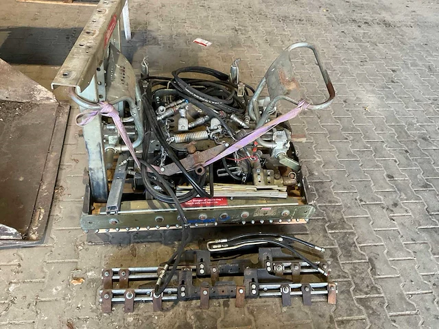 Probst hvz-uni 2009 stenen legklem - afbeelding 7 van  10