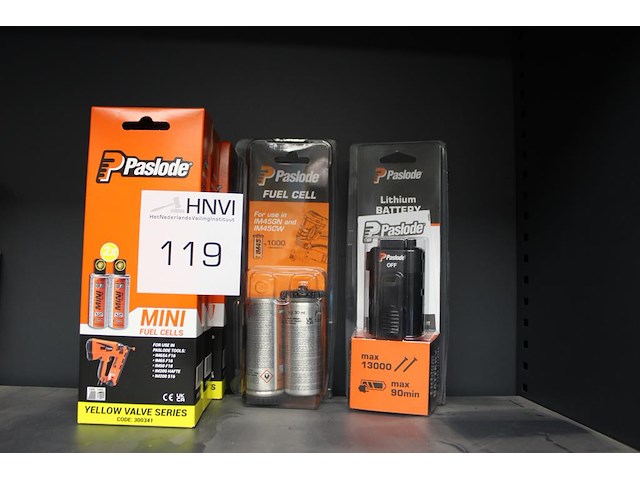 Producten paslode w.o. fuelcells en lionbatterij. - afbeelding 1 van  1
