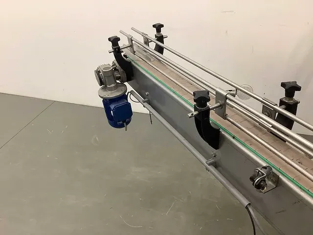 Produktielijn invoertafel - afbeelding 13 van  16