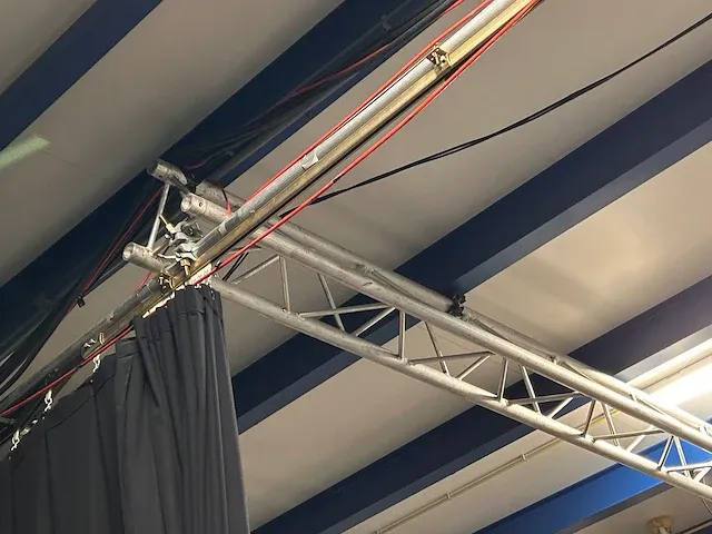Professionele - licht en audio - studio plaffond v.v. besturing - afbeelding 21 van  34