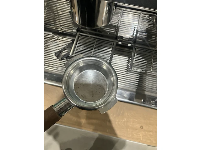 Professionele koffiemachine met koffiemolen, expobar, carat, zzart - afbeelding 12 van  17