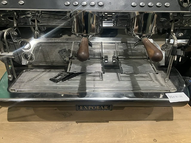 Professionele koffiemachine met koffiemolen, expobar, carat, zzart - afbeelding 14 van  17