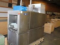 Professionele vaatwasmachine hobart type cn-e-a. bouwjaar 2010. compleetheid en werking onbekend. - afbeelding 1 van  4