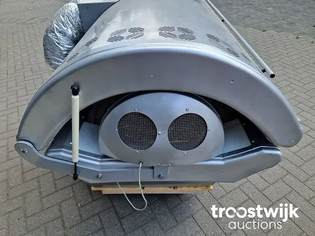 Professionele zonnebank - afbeelding 9 van  13