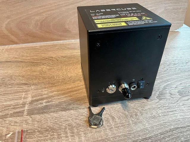 Proffesionele lasereffect-projector inclusief statief en draagtas - afbeelding 3 van  5