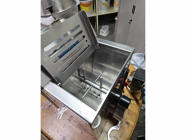 Proffesionele pasta machine - afbeelding 9 van  10