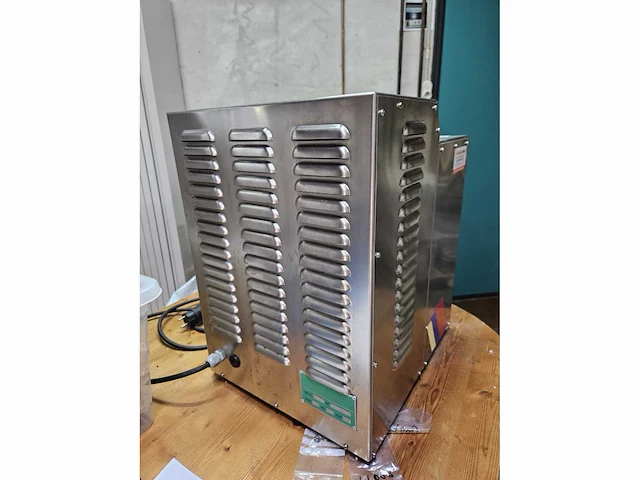 Proffesionele pasta machine - afbeelding 10 van  10