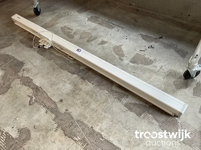 Projectiescherm - afbeelding 1 van  4