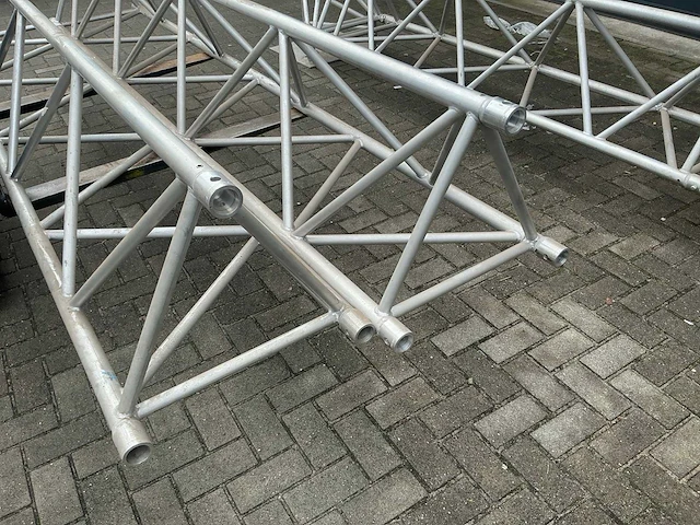 Prolyte aluminium trus poort opstelling - afbeelding 9 van  17