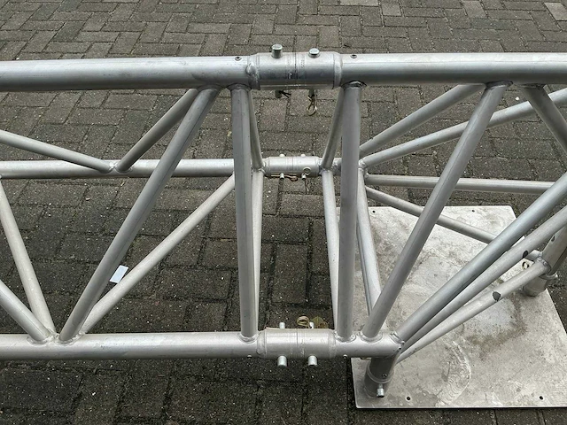 Prolyte aluminium trus poort opstelling - afbeelding 15 van  17