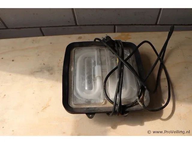 Promax bouwlamp - afbeelding 1 van  3