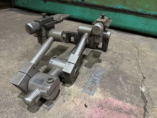 Promecam rg-204 kantbank v.v aanbouw en opspandelen 200 ton - afbeelding 3 van  12