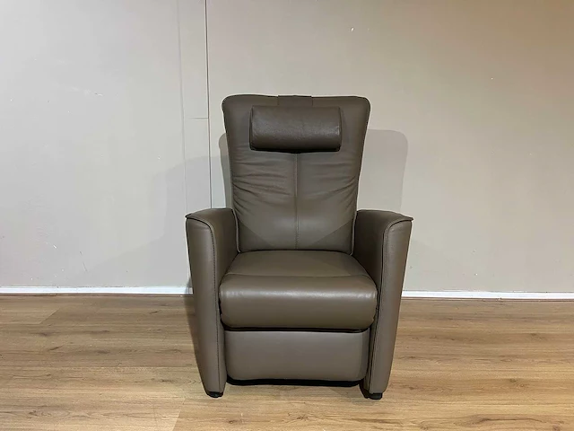 Prominent - romeo - fauteuil - showroommodel - afbeelding 1 van  13