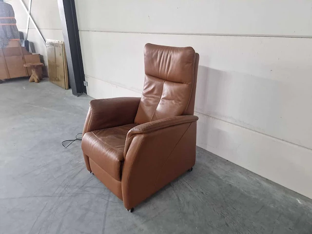 Prominent fauteuil - afbeelding 2 van  7