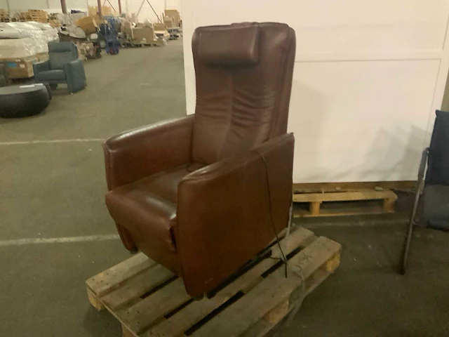 Prominent sta-op / relax fauteuil - afbeelding 2 van  8