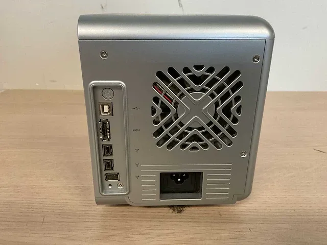 Promise smartstor ds400 netwerkopslag - afbeelding 3 van  4