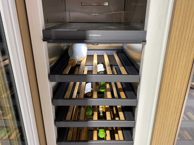 Pronorm - kastenwand met gaggenau rw414365 wijnkoeler (c) - afbeelding 12 van  14