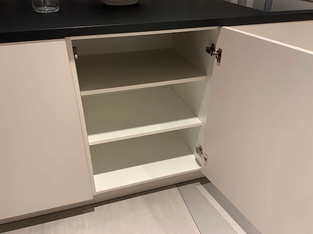 Pronorm - showroomkeuken (c) - afbeelding 10 van  30