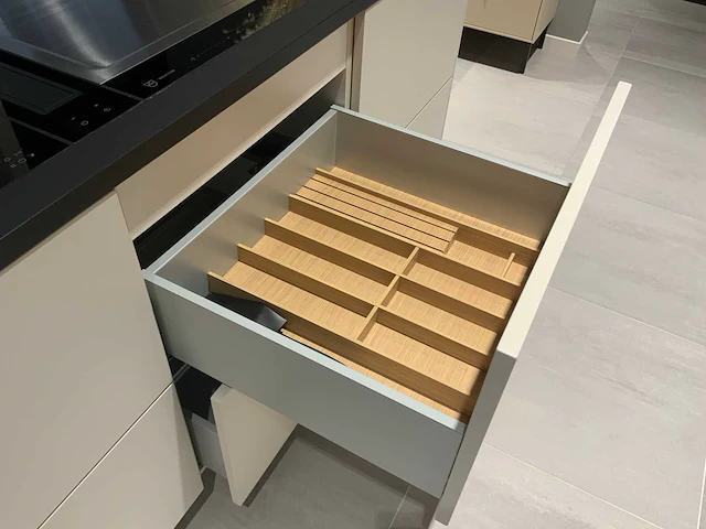 Pronorm - showroomkeuken (c) - afbeelding 15 van  30