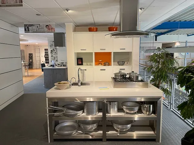 Pronorm - showroomkeuken - afbeelding 1 van  33