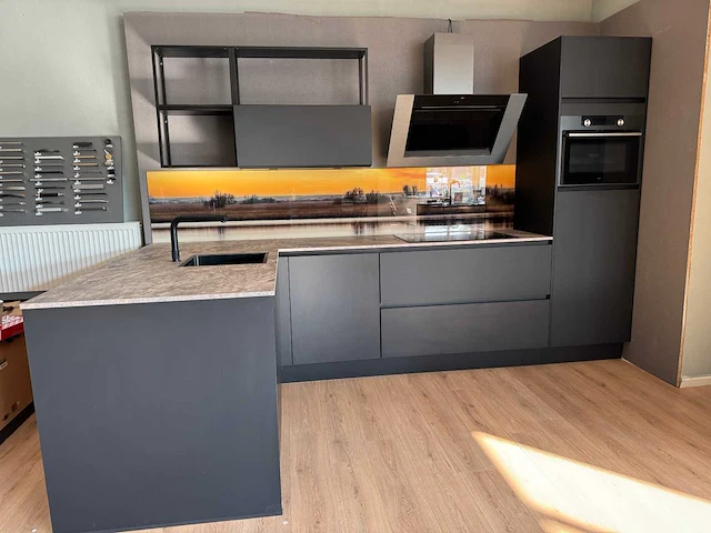 Pronorm - showroomkeuken - afbeelding 1 van  25