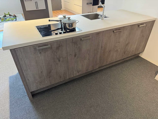 Pronorm - showroomkeuken - afbeelding 5 van  48