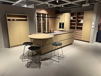 Pronorm - y-line - eiland beurskeuken - afbeelding 1 van  58