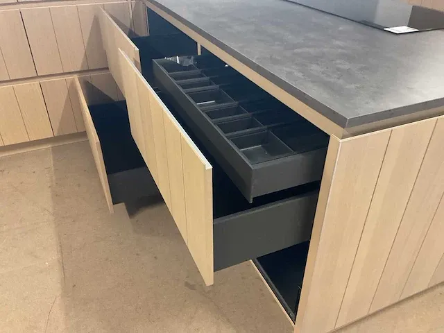 Pronorm showroomkeuken - afbeelding 4 van  42