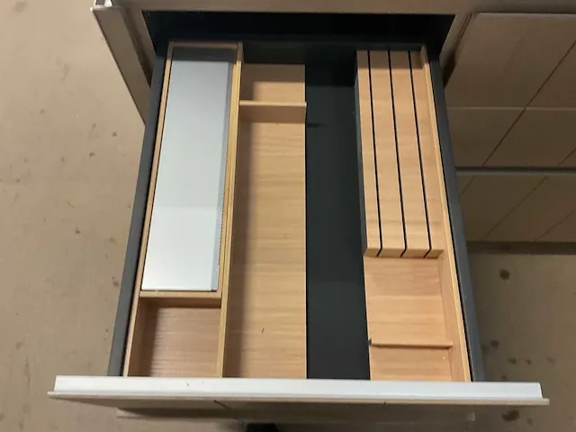Pronorm showroomkeuken - afbeelding 10 van  42