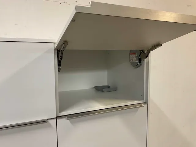 Pronorm showroomkeuken - afbeelding 10 van  29