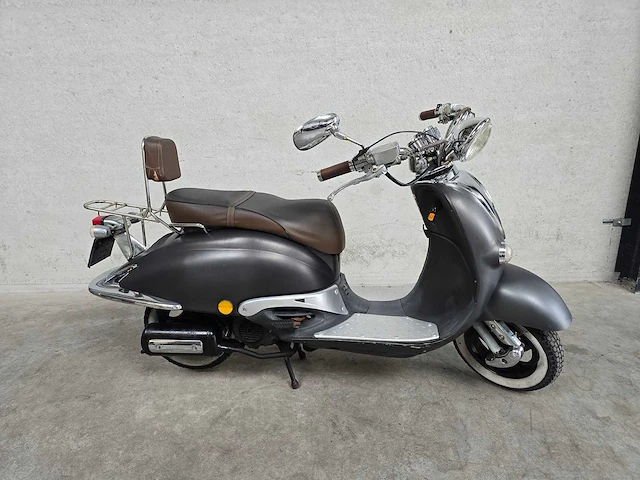 Pronto - bromscooter - amaro - scooter - afbeelding 1 van  6