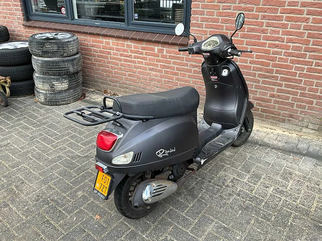 Pronto rimini - scooter - afbeelding 4 van  5