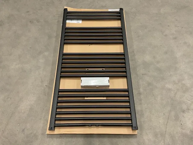 Prorad bsl060b18so06nnn01 designradiator - afbeelding 1 van  5