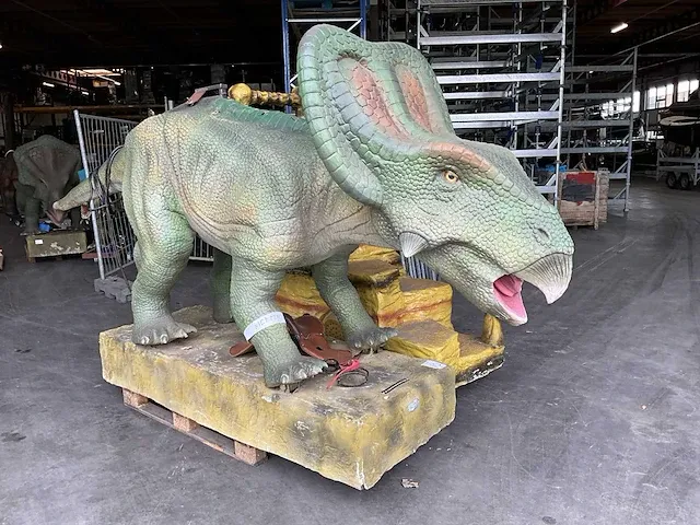 Protoceratops ride - afbeelding 15 van  19