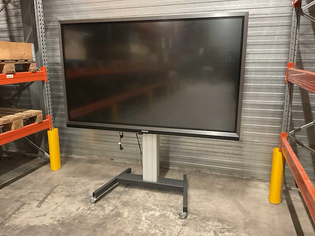 Prowise pro line ultra-hd 84” led multi-touchscreen op elektrische standaard - afbeelding 1 van  9