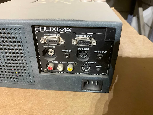 Proxima ls1 ultralight projector - afbeelding 4 van  6
