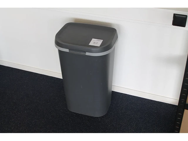 Prullenbak allibert. hoogte 70 cm. - afbeelding 1 van  2