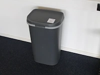 Prullenbak allibert. hoogte 70 cm. - afbeelding 1 van  2