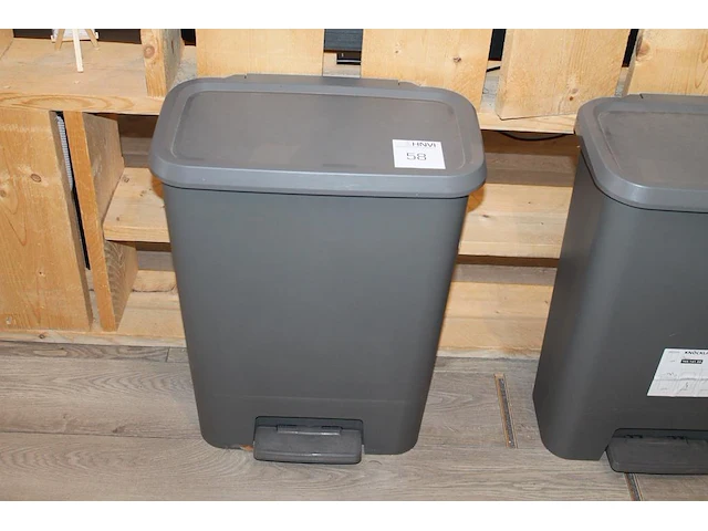 Prullenbak ikea knockla 50 liter met deksel. - afbeelding 1 van  1