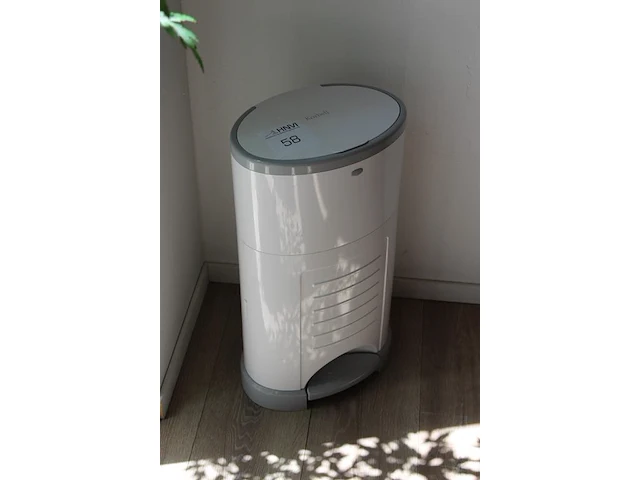 Prullenbak korbell met hoogte 53 cm en voetpedaal. - afbeelding 2 van  2