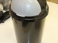 Prullenbak met deksel hoogte 75 cm. - afbeelding 2 van  2